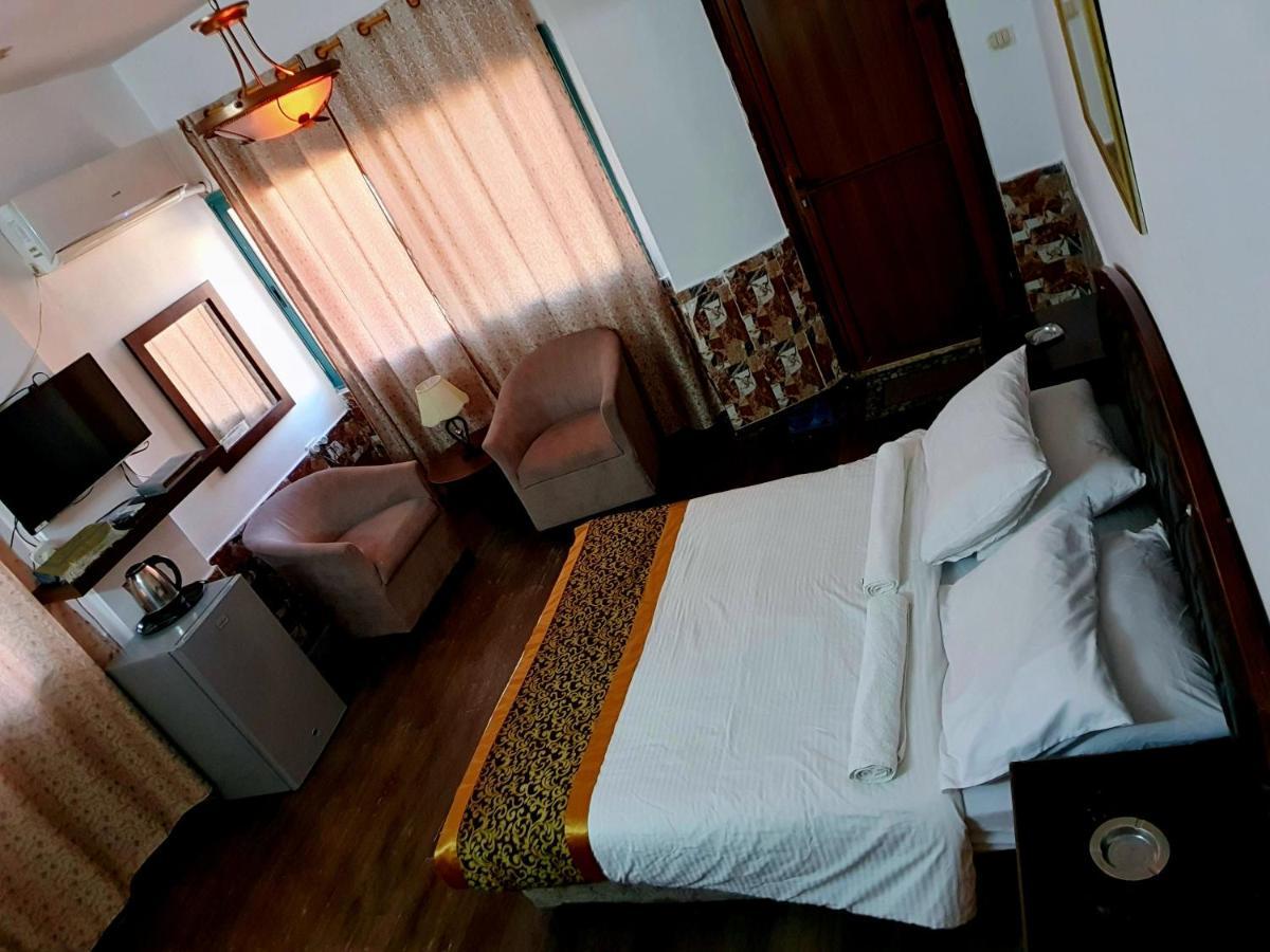 Crystal Hotel فندق كريستال Nablus Zewnętrze zdjęcie
