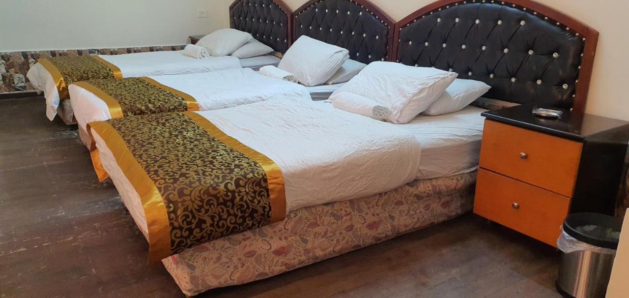 Crystal Hotel فندق كريستال Nablus Zewnętrze zdjęcie