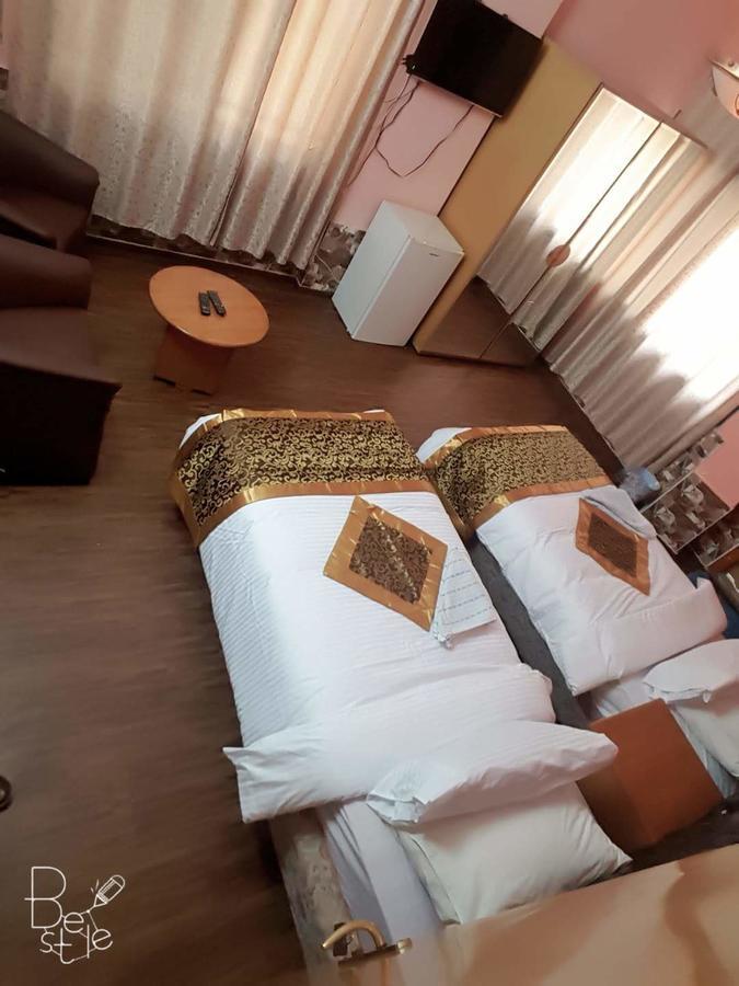 Crystal Hotel فندق كريستال Nablus Zewnętrze zdjęcie