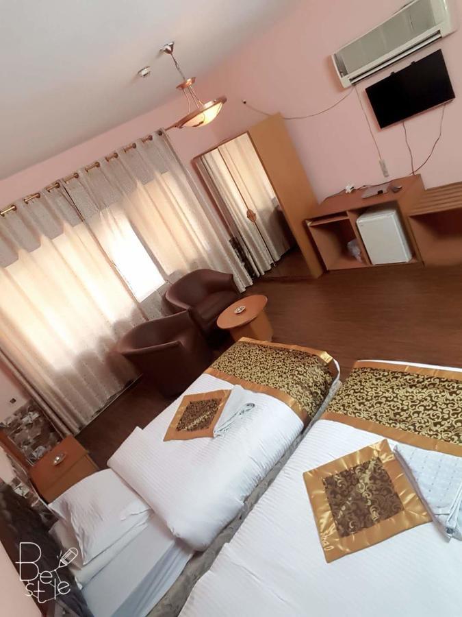 Crystal Hotel فندق كريستال Nablus Zewnętrze zdjęcie