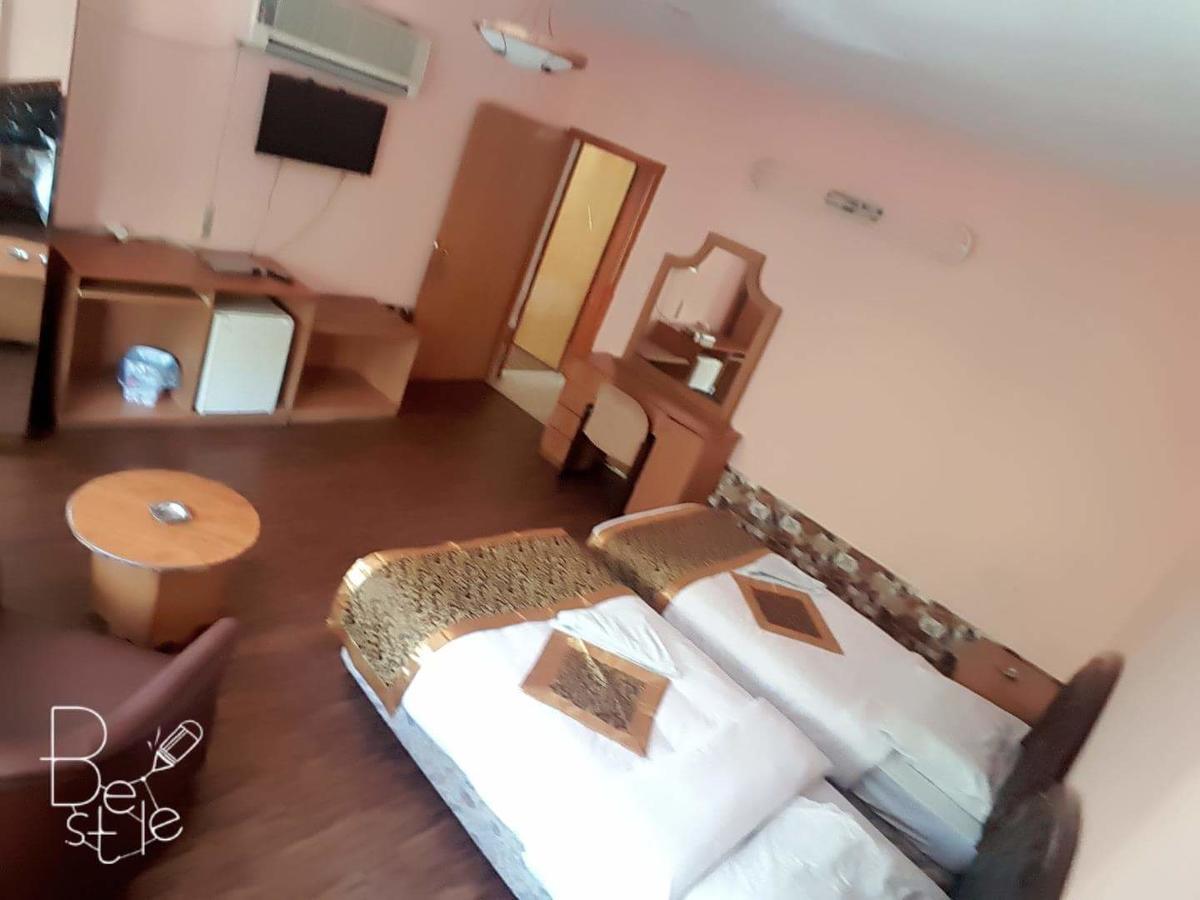 Crystal Hotel فندق كريستال Nablus Zewnętrze zdjęcie