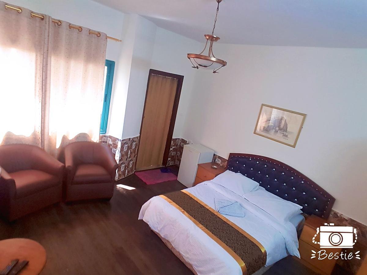 Crystal Hotel فندق كريستال Nablus Zewnętrze zdjęcie